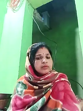 Karishma cute online show from November 25, 11:21 am