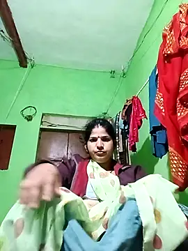 Karishma cute online show from November 28, 4:31 pm