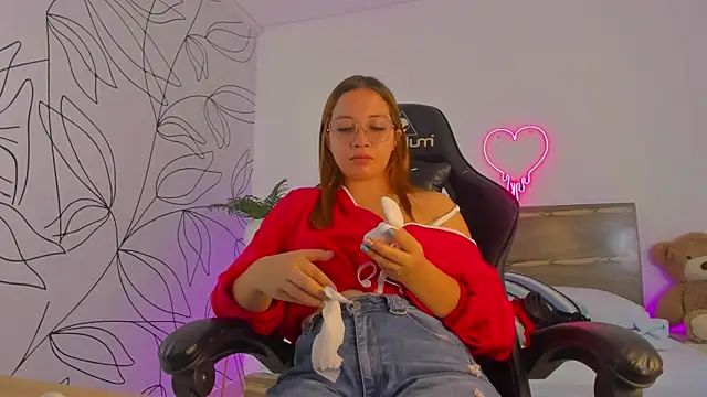 merida 06 online show from October 19, 3:51 am