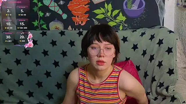 ReincarnatedAngel online show from November 15, 9:32 pm