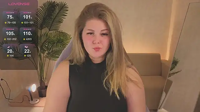 Scarlet Sinera online show from November 6, 9:26 pm