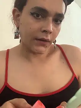 La-Gatiita-trans online show from November 2, 12:07 pm