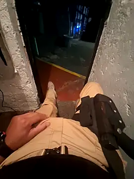 Snapshot of Raczos chatting on October 25, 3:14 am Raczos online show from October 25, 3:14 am