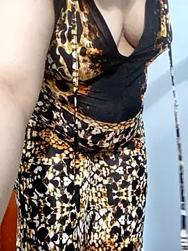 Snapshot of Notila-68 chatting on October 27, 11:20 pm Notila-68 online show from October 27, 11:20 pm