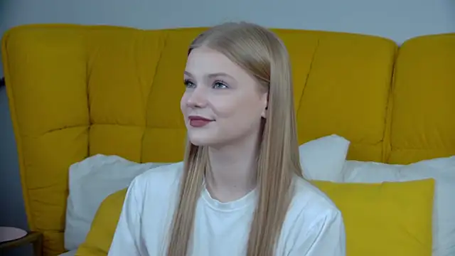 LilitRosen online show from November 25, 5:46 pm