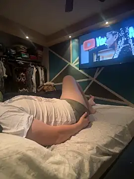 Snapshot of AlexRZ93 chatting on November 13, 5:12 pm AlexRZ93 online show from November 13, 5:12 pm