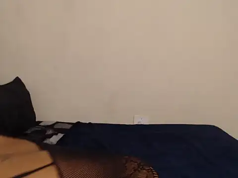 Snapshot of freaky-Mikie chatting on November 6, 7:53 am freaky-Mikie online show from November 6, 7:53 am