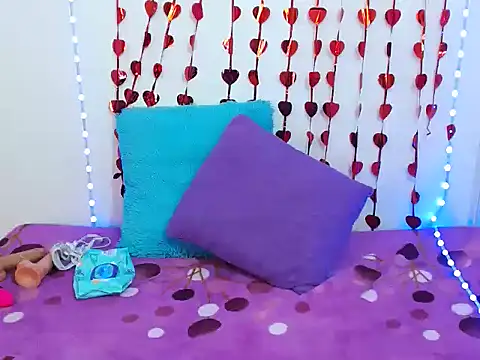 Snapshot of Isaa_Foxx_ chatting on October 17, 1:57 pm Isaa Foxx online show from October 17, 1:57 pm