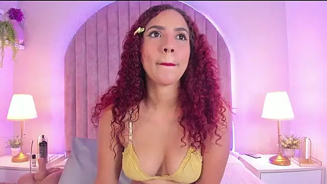 ShaylaDavis online show from October 28, 7:49 pm