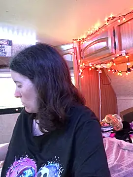 JT83FL online show from October 21, 9:37 pm