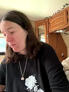 JT83FL online show from October 24, 5:20 pm