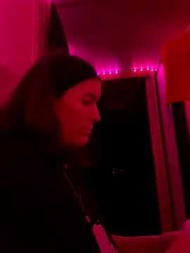 JT83FL online show from October 25, 5:26 am