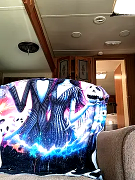 JT83FL online show from October 29, 5:04 pm