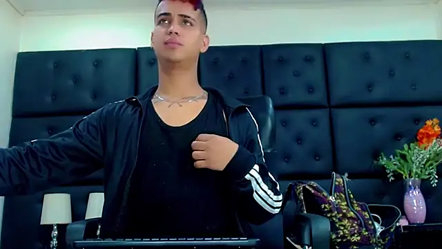 MarkoStorck online show from October 22, 11:10 am