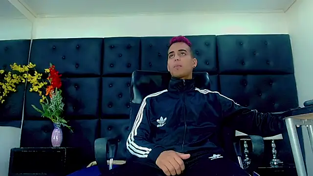 MarkoStorck online show from October 30, 7:14 pm