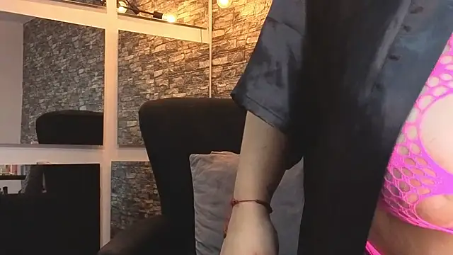 TokyoSky online show from November 6, 8:32 pm