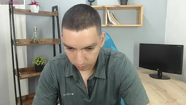 Axel Stones  online show from October 20, 1:44 pm