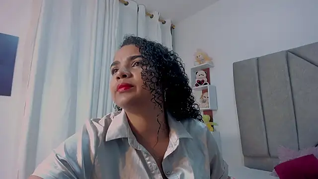 Snapshot of Miaa_Star1 chatting on November 25, 1:22 pm Miaa Star1 online show from November 25, 1:22 pm