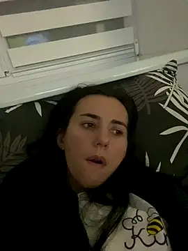 oliviya mur online show from November 22, 4:06 pm