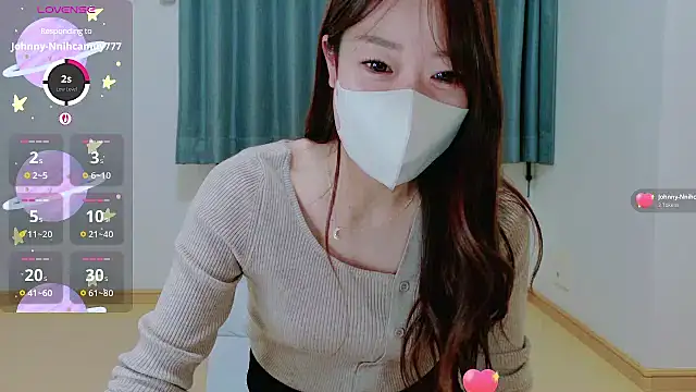 TSUKI circle online show from October 24, 2:35 pm