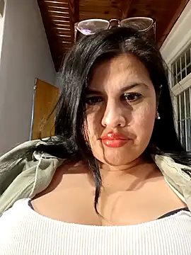 Sexylips200 online show from October 17, 4:04 am