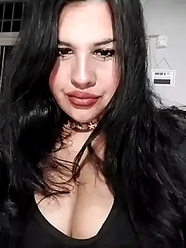 Sexylips200 online show from December 2, 4:29 am