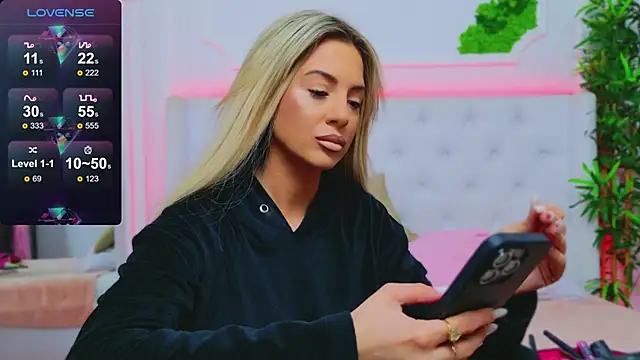 AriannaSins online show from January 15, 1:20 pm