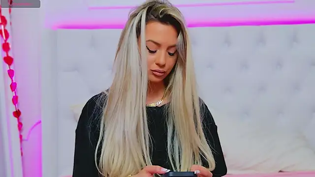 AriannaSins online show from February 27, 7:37 pm