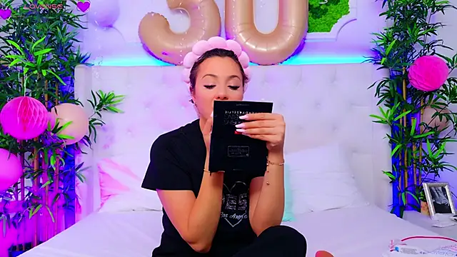 AriannaSins online show from September 11, 12:16 pm