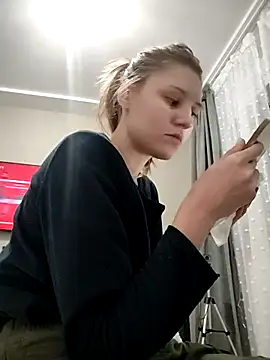 SandyCassie online show from November 30, 7:07 pm