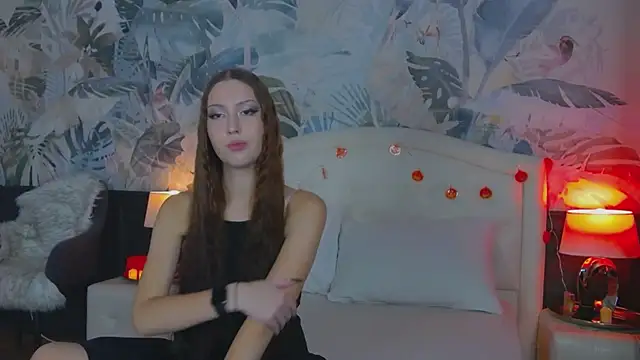 Snapshot of ReginaNyx chatting on November 2, 4:37 am ReginaNyx online show from November 2, 4:37 am