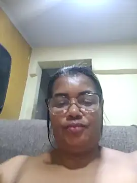 Snapshot of Pessoa54 chatting on December 18, 3:56 am Pessoa54 online show from December 18, 3:56 am