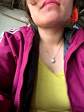 panda-bae online show from November 13, 5:28 am