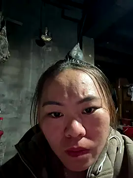 panda-bae online show from December 1, 11:15 am