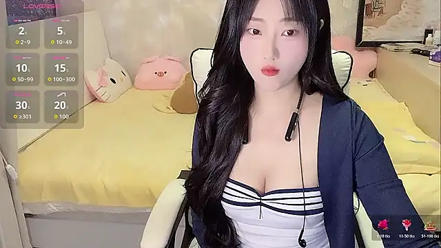 Ximi1 online show from October 31, 9:49 pm