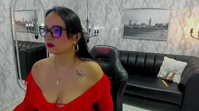 AlexandraMilff online show from November 23, 4:01 am