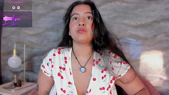 lilithst  online show from November 24, 8:41 pm