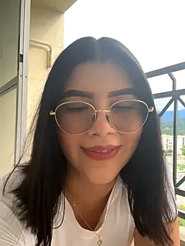 Snapshot of Julietalcl chatting on October 24, 9:11 pm Julietalcl online show from October 24, 9:11 pm