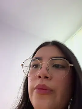 Snapshot of Julietalcl chatting on November 5, 9:15 pm Julietalcl online show from November 5, 9:15 pm