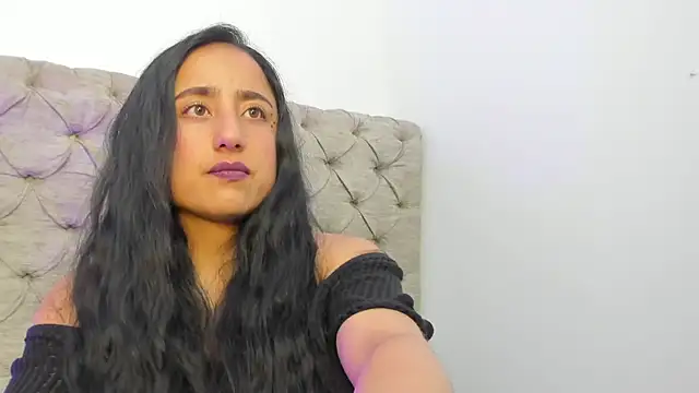 Samanta Fischer online show from November 10, 1:54 pm