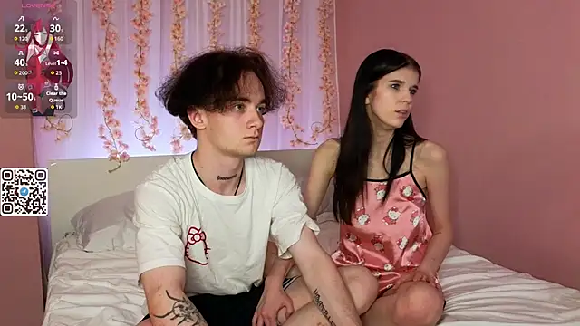 catchthiscouplle online show from October 19, 10:32 pm