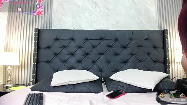 camila  bouzas online show from November 29, 6:55 pm