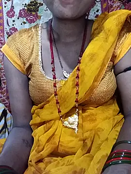 Snapshot of Hot_Lilly02 chatting on November 4, 6:01 am Hot Lilly02 online show from November 4, 6:01 am