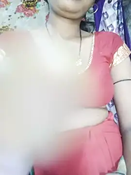 Snapshot of Hot_Lilly02 chatting on November 7, 5:18 am Hot Lilly02 online show from November 7, 5:18 am