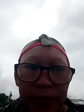 nui-show online show from October 17, 4:37 am