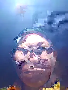 nui-show online show from October 25, 10:04 pm