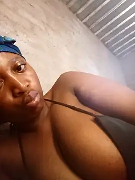 Snapshot of Bretbooty23 chatting on October 28, 9:46 am Bretbooty23 online show from October 28, 9:46 am