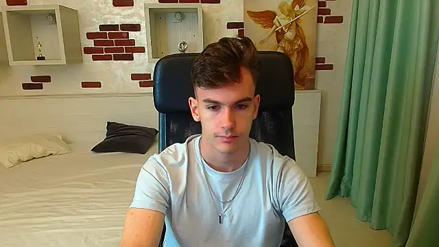 BradyFlint online show from November 13, 5:17 am