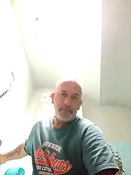 Ptitcouic online show from October 19, 8:26 am