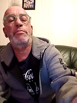 Ptitcouic online show from October 24, 7:21 pm